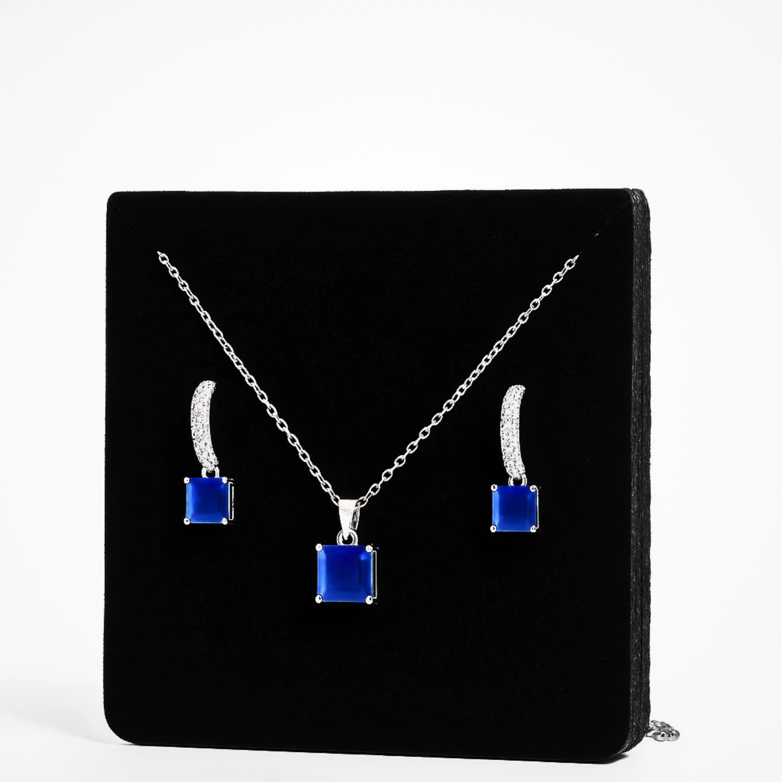 Elegant Sapphire Blue Pendant Set in Sterling Silver