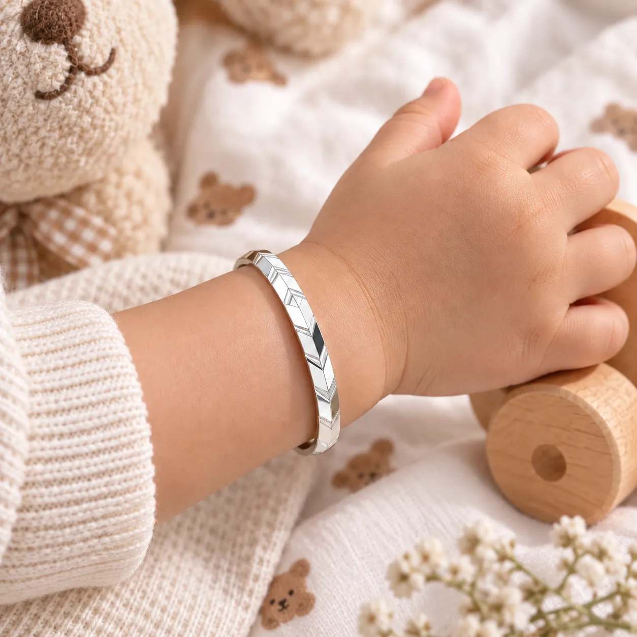 Faceted Chevron Kids Silver Kada
