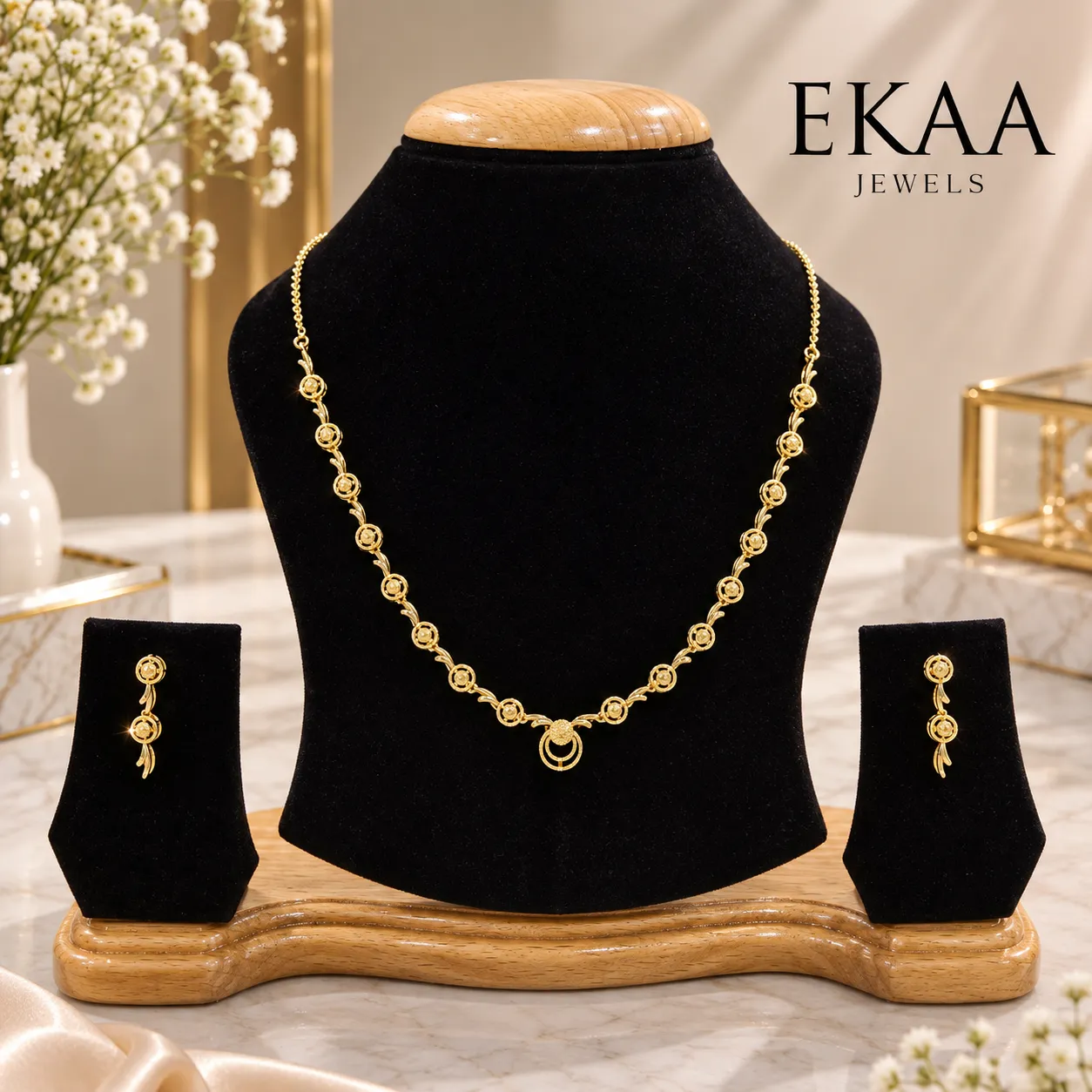 Aurelia Gold Necklace Set