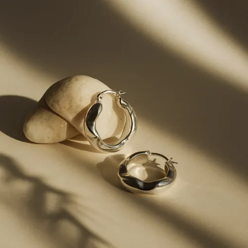 Wavy Gleam Hoop Earrings